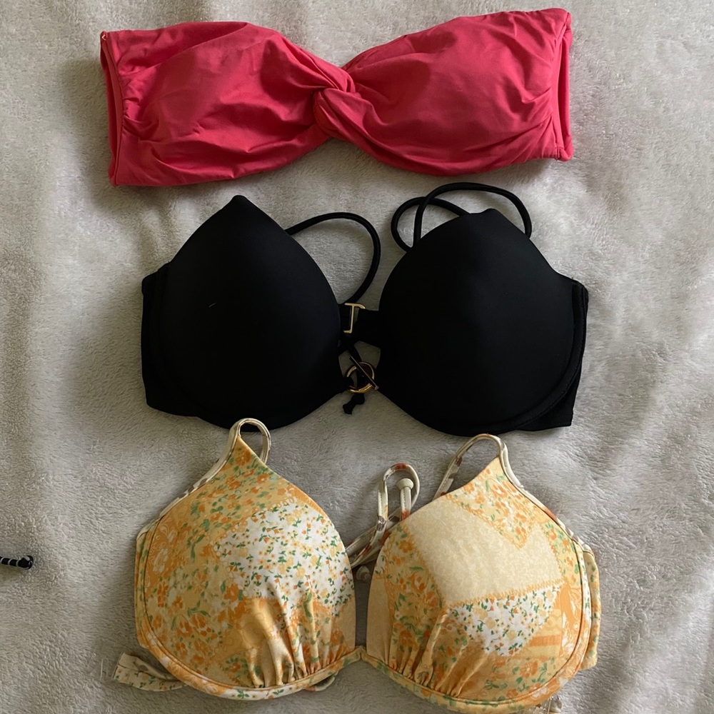 🌸  Victoria’s Secret - Bathing suit bikini tops